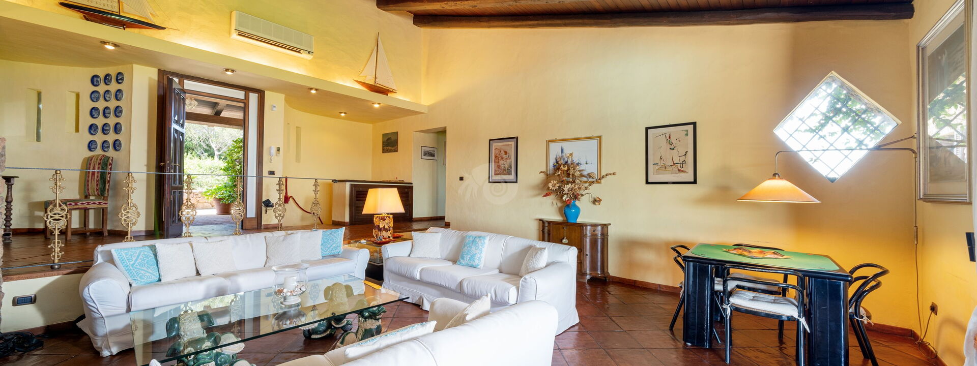 Villa Sogno Indaco: Wohnzimmer