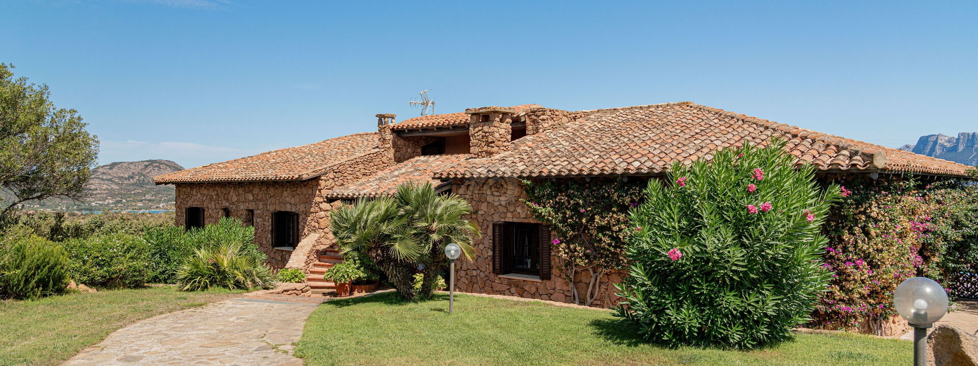 Villa Sogno Indaco: Außen