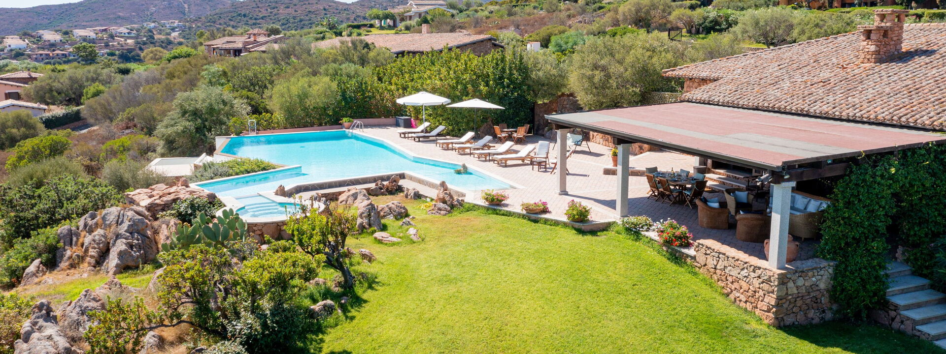 Villa Sogno Indaco: Ansichten, Außen