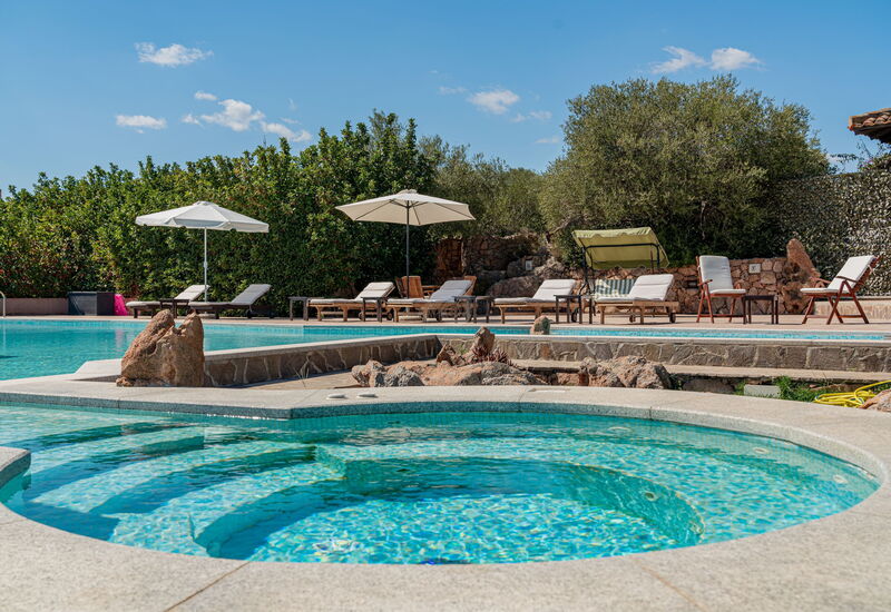 Villa Sogno Indaco: Hot Tub, Pool