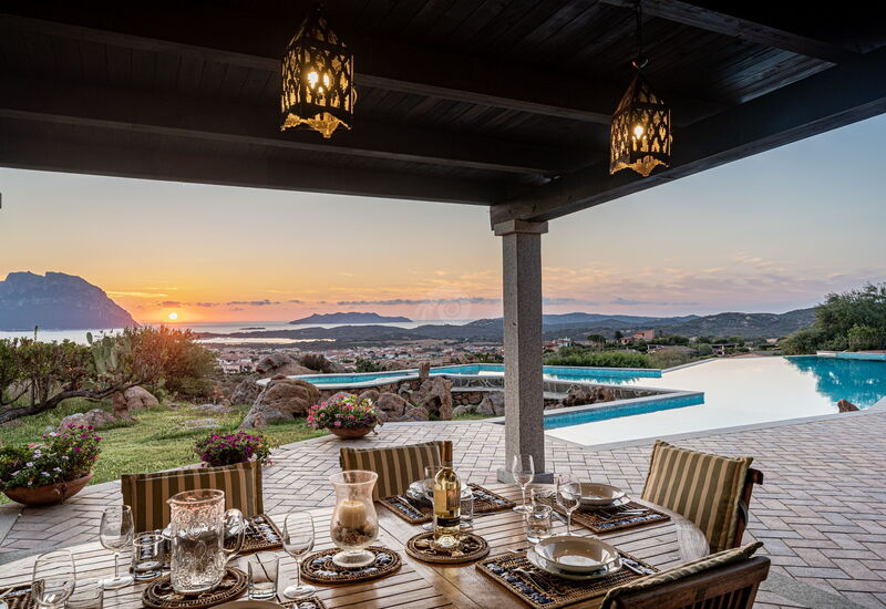 Villa Sogno Indaco: Balcony / Terrace / Patio, Pool, Scenic View