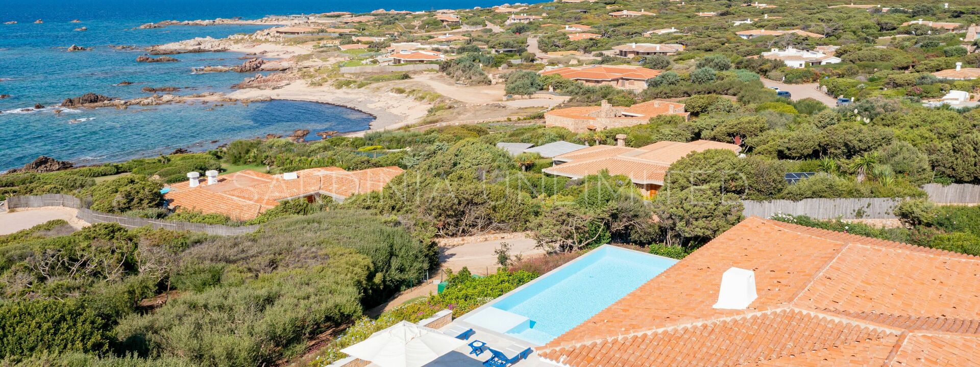 Villa Gloriator: Ansichten, Außen, Schwimmbad