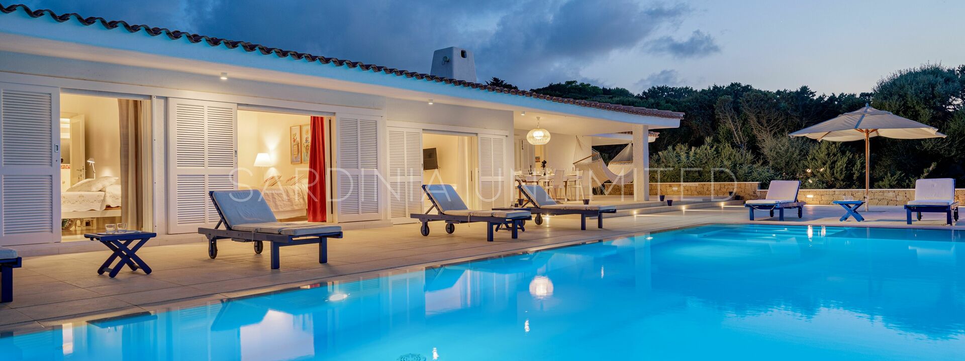 Villa Gloriator: Außen, Schwimmbad