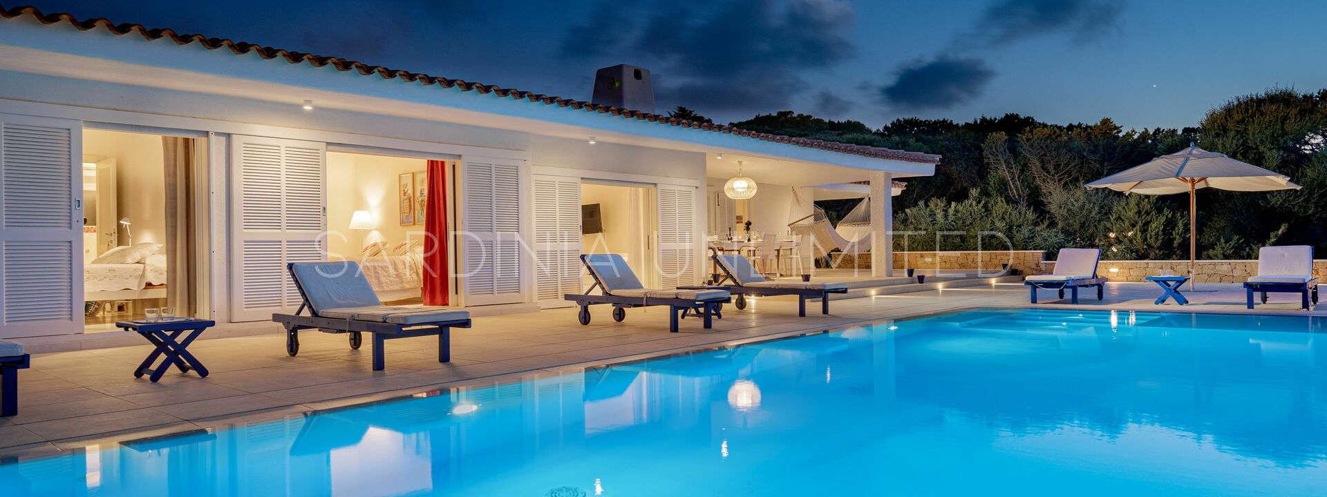 Villa Gloriator: Außen, Schwimmbad