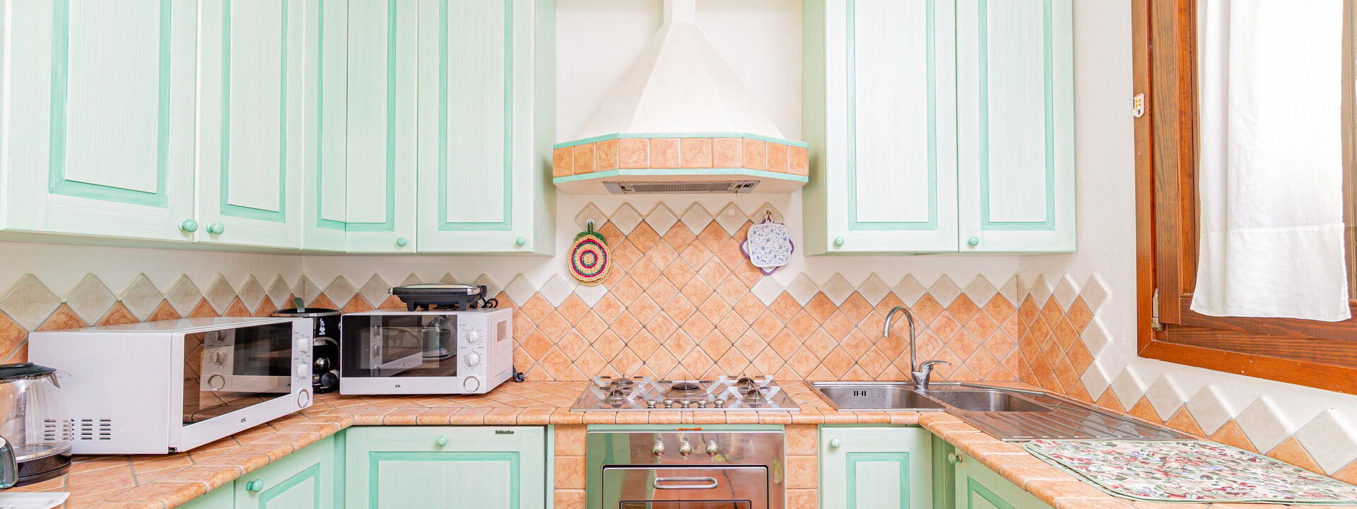 Villa Incanto di Gallura: Küche