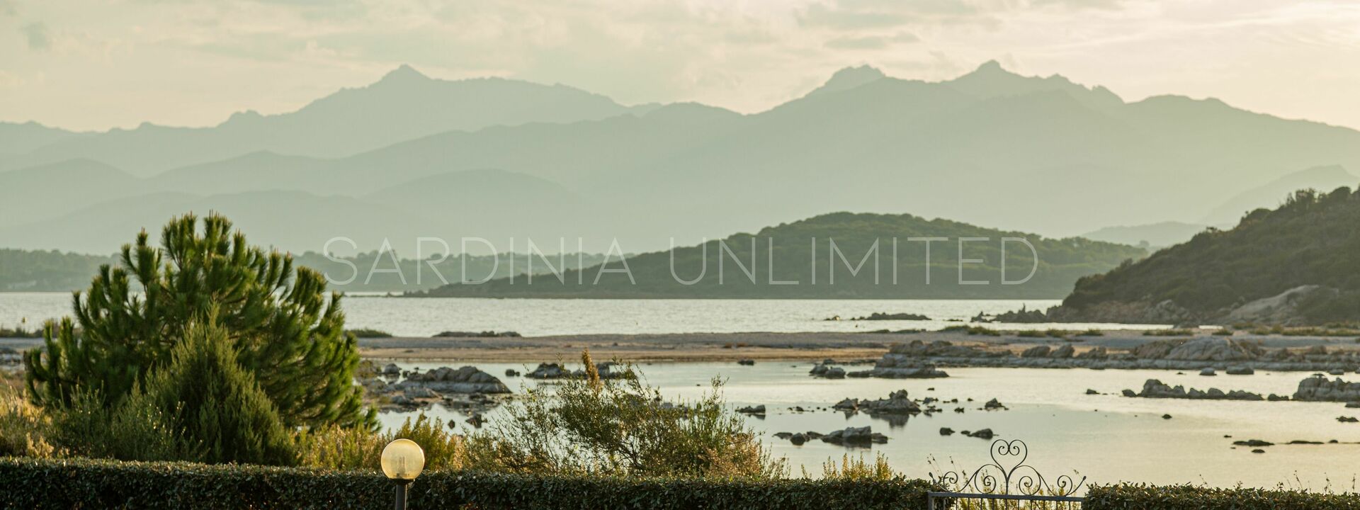 Villa Danza Dei Fenicotteri: Giardino, Vista Panoramica