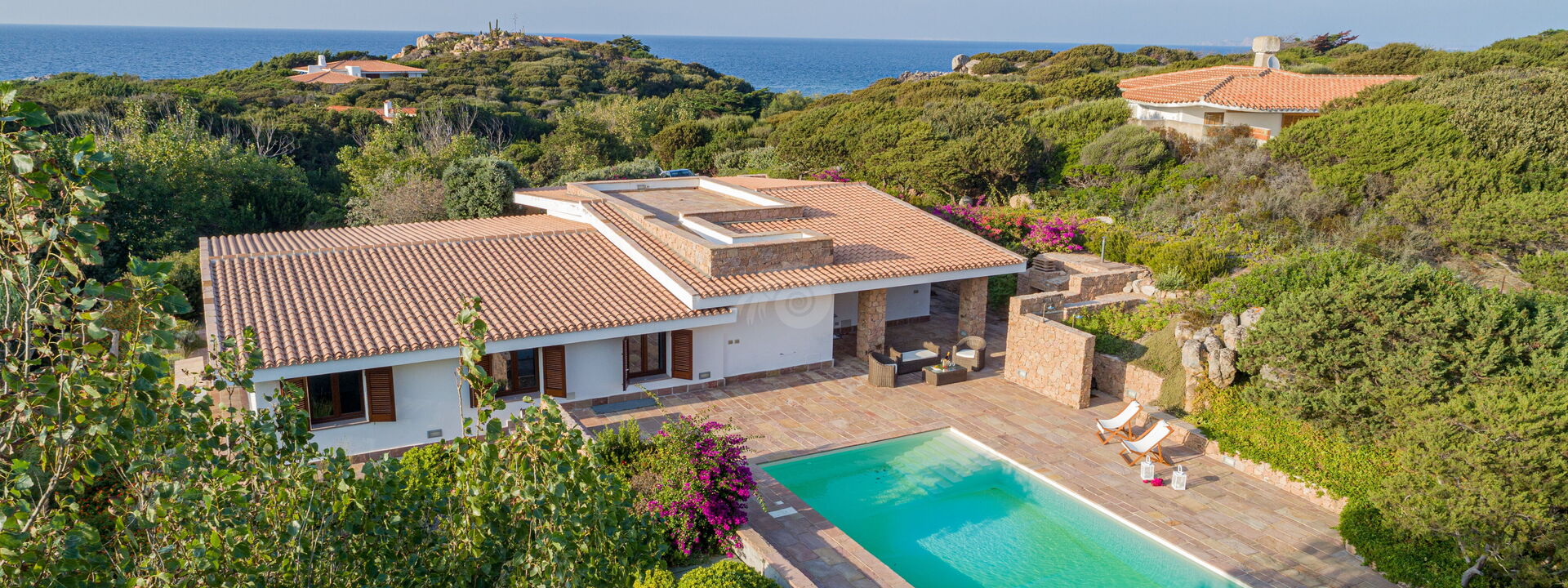 Villa Belle: Außen, Schwimmbad