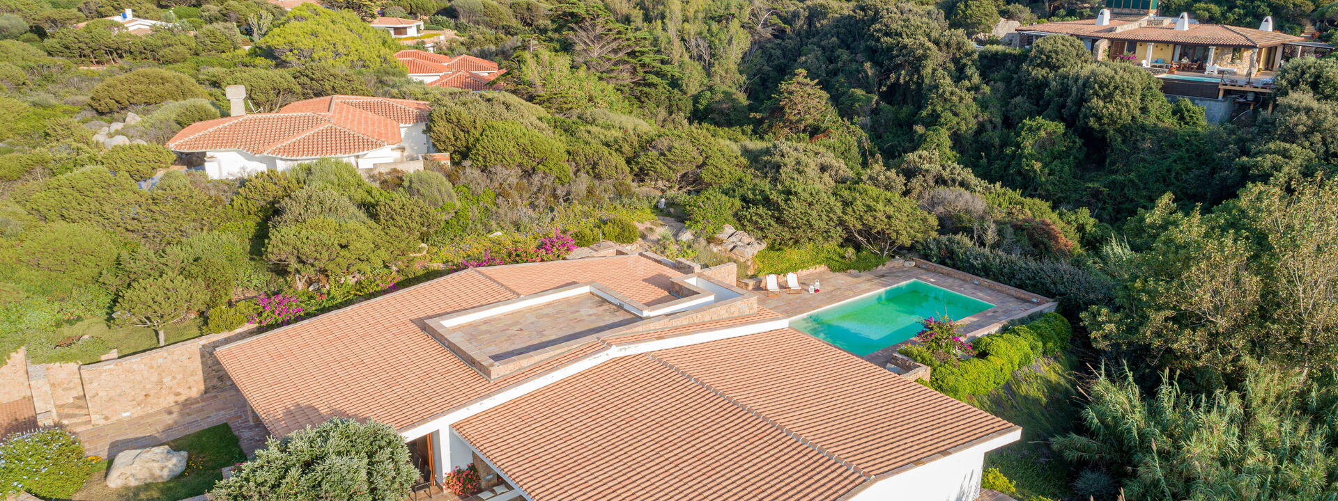 Villa Belle: Außen, Schwimmbad