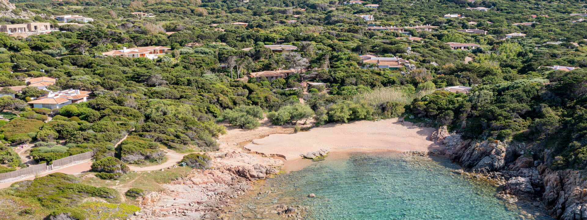 Villa Belle: Draussen, Sommer