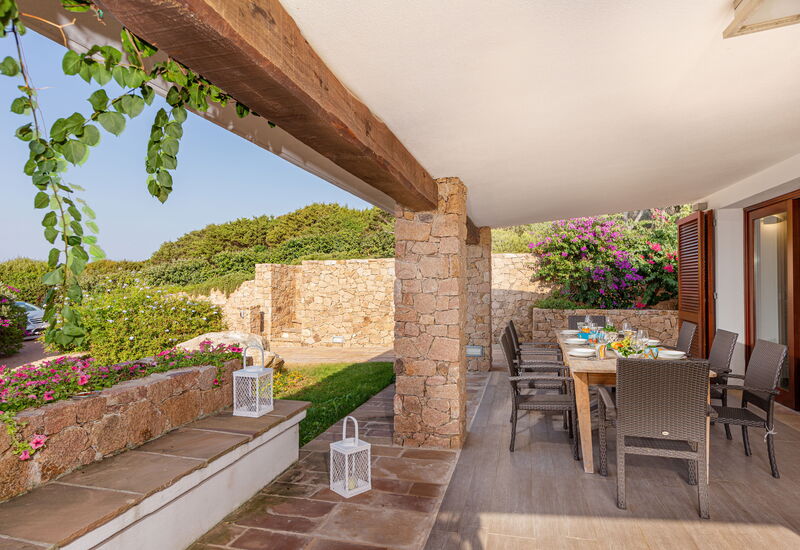 Villa Belle: Balcony / Terrace / Patio