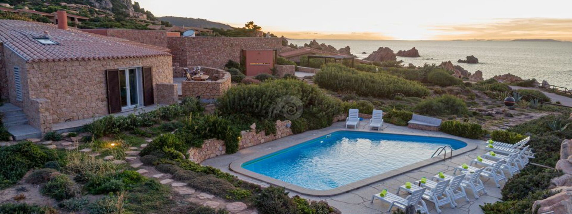 Villa le Sfumature del Melograno: all'aperto, Piscina