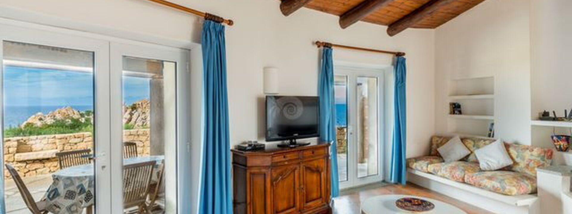 Villa le Sfumature del Melograno: Balcone / Terrazza / Patio, Soggiorno