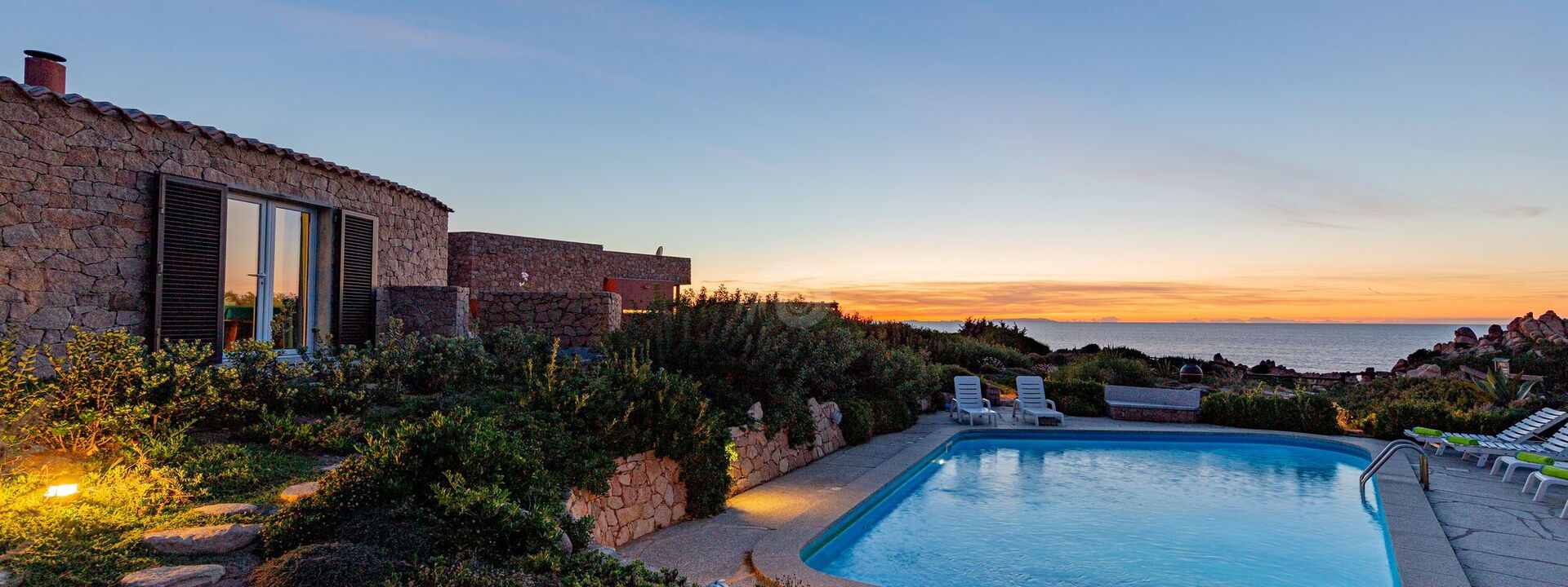 Villa le Sfumature del Melograno: Esterni, Piscina