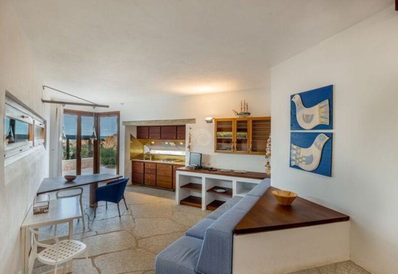 Villa le Sfumature del Melograno: Dining Room, Kitchen, Living Room
