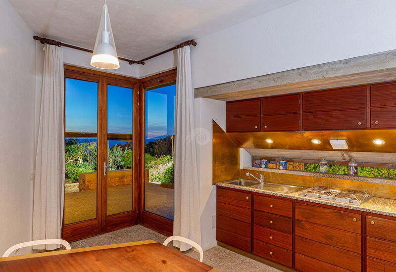 Villa le Sfumature del Melograno: Dining Room, Kitchen
