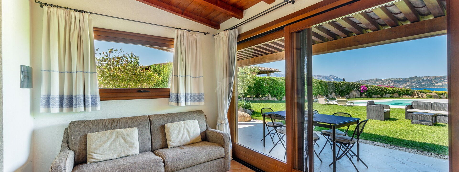 Villa Salinedda: Balcony / Terrace / Patio, Living Room