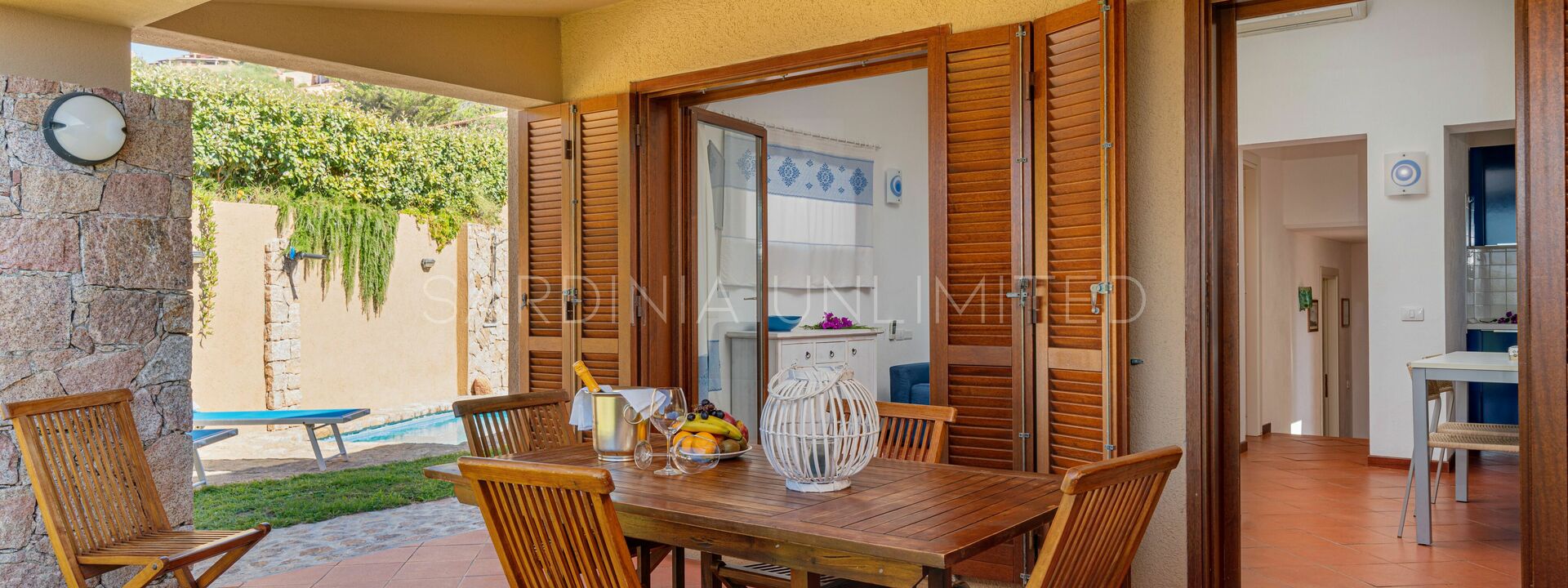 Villa Lumière: Außen, Balkon / Terrasse / Patio