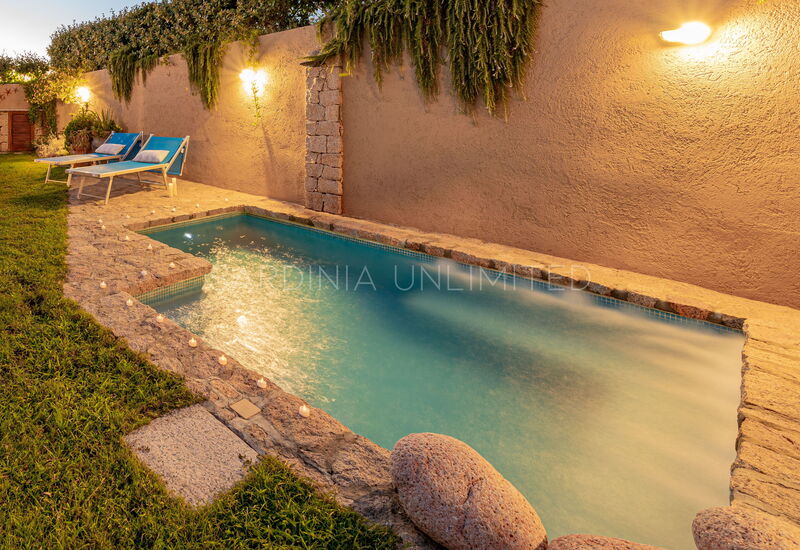 Villa Lumière: Buitenshuis, zwembad