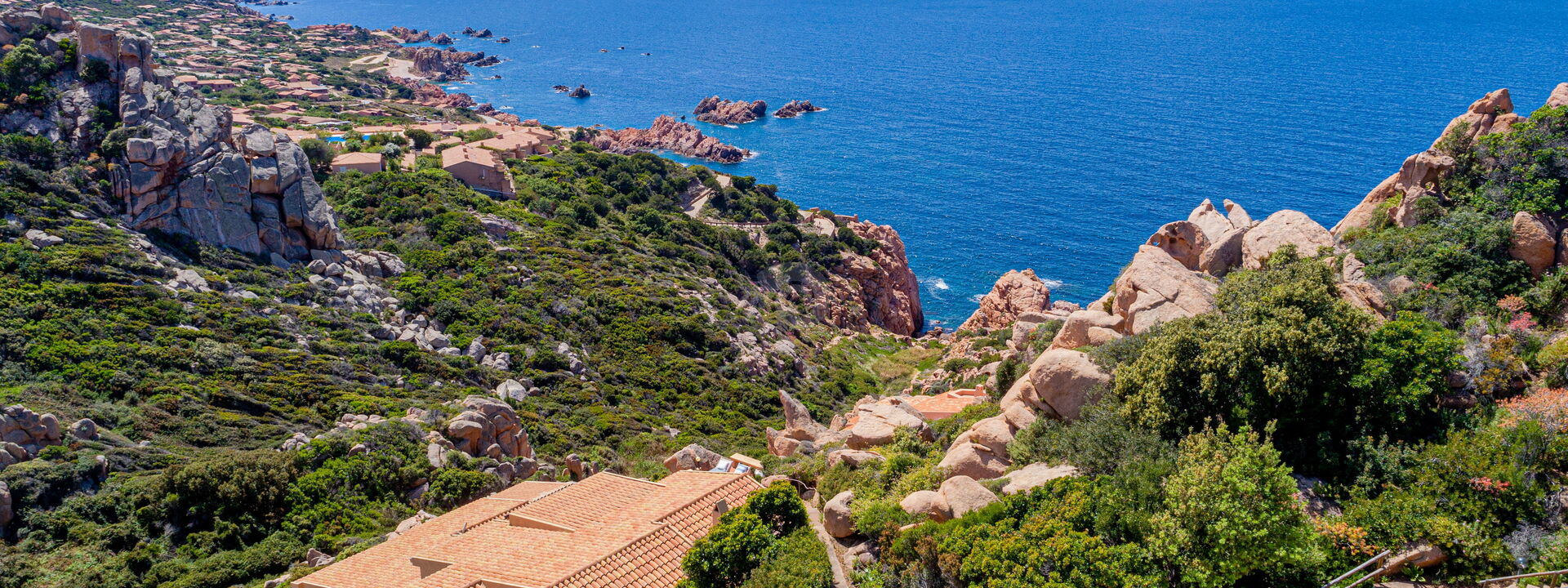 Villa Josephine: Outdoor, Summer