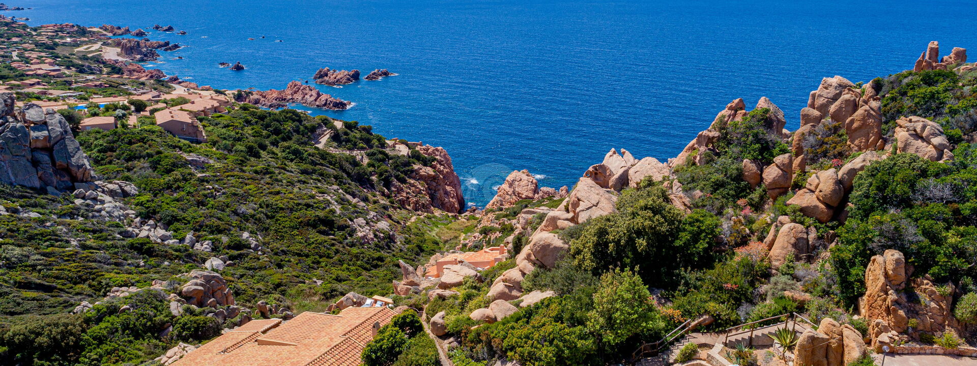 Villa Josephine: Outdoor, Summer