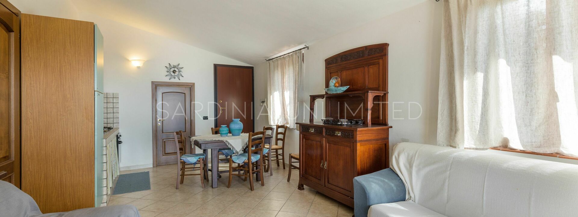 Villa Arielle: Living Room