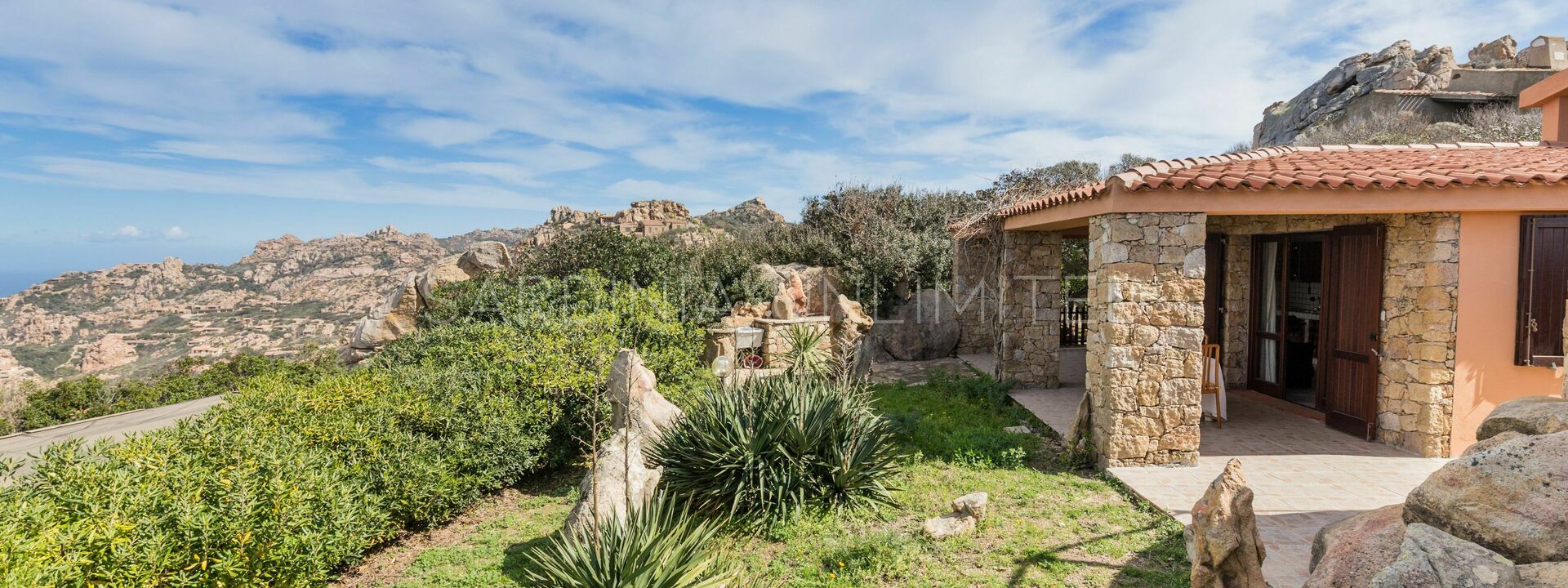 Villa Arielle: Garden, Outdoor