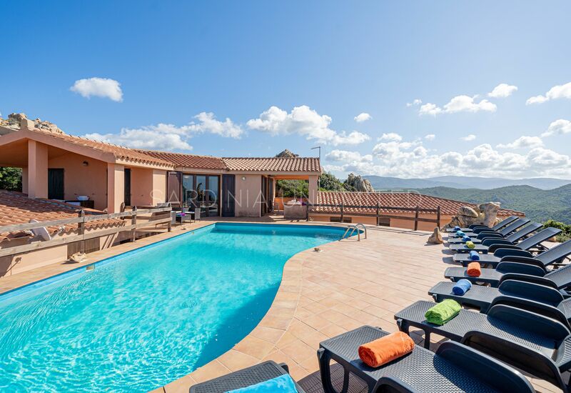 Villa Arielle: gorgeous little villa for rent in Costa Paradiso with a spectacular sea view and private pool