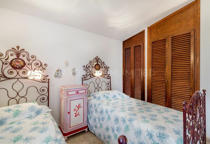 Villa Sassifraga: chambre à coucher