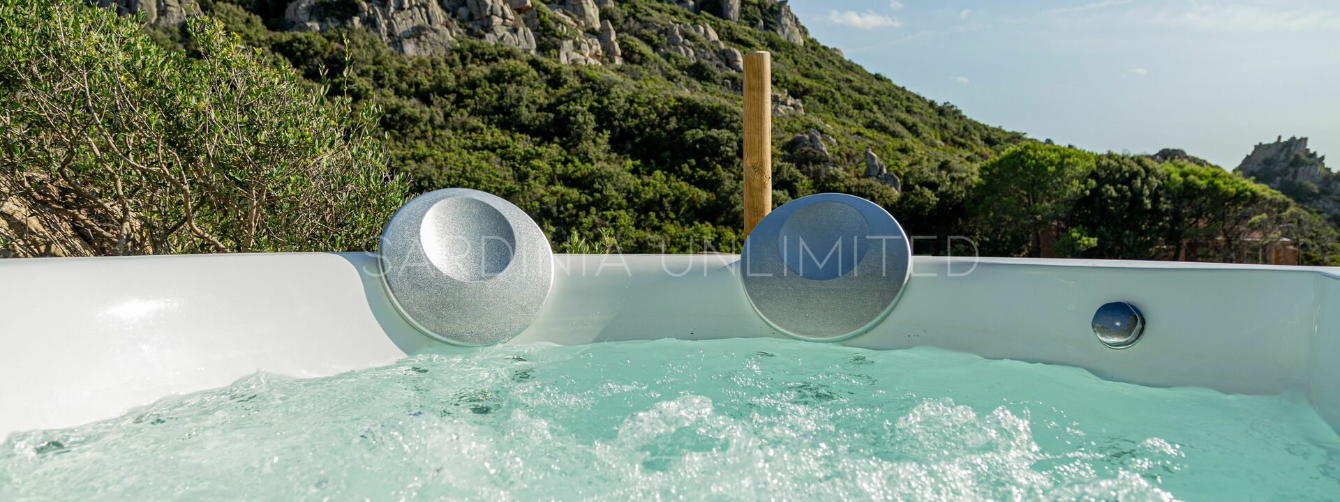 Villa Assenzia: Activités, jacuzzi