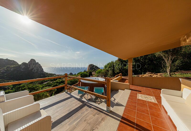 Villa Assenzia: Balkon / Terrasse / Patio, Herbst, Sommer