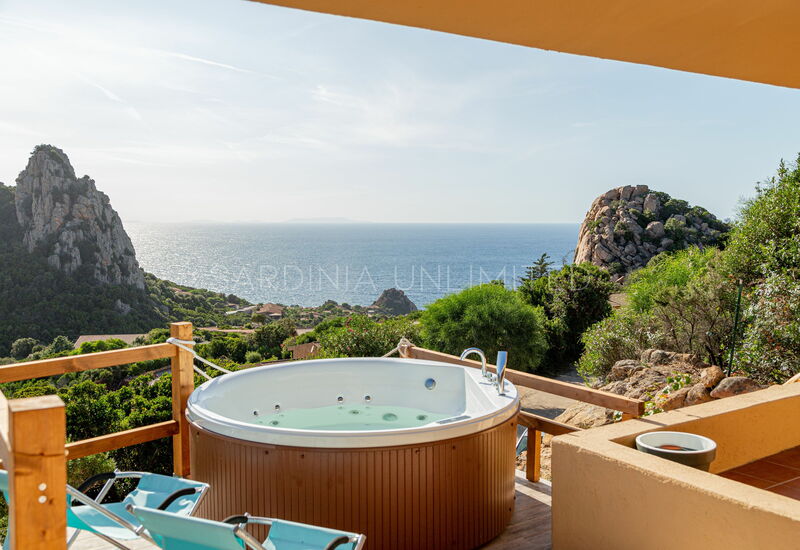 Villa Assenzia: Aktivitäten, Balkon / Terrasse / Patio, Herbst, Sommer, Whirlpool