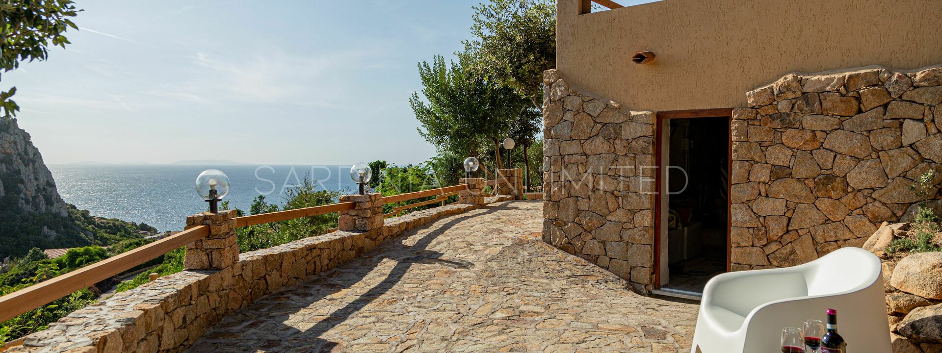 Villa Assenzia Plant: Außen, Frühling, Herbst, Sommer