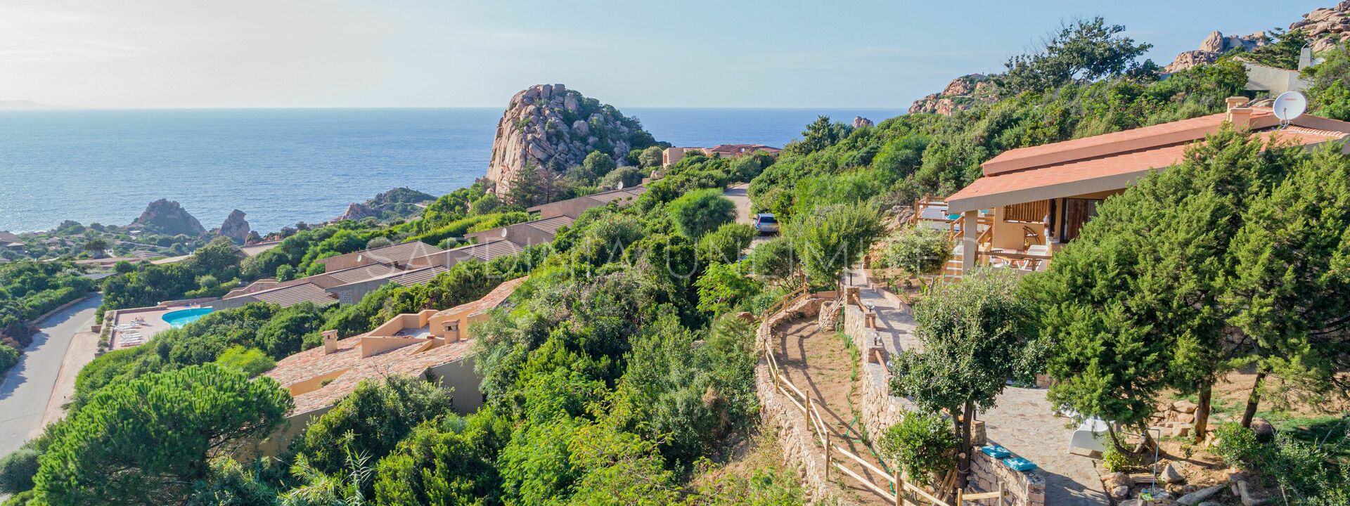 Villa Assenzia Plant: Außen, Frühling, Herbst, Sommer