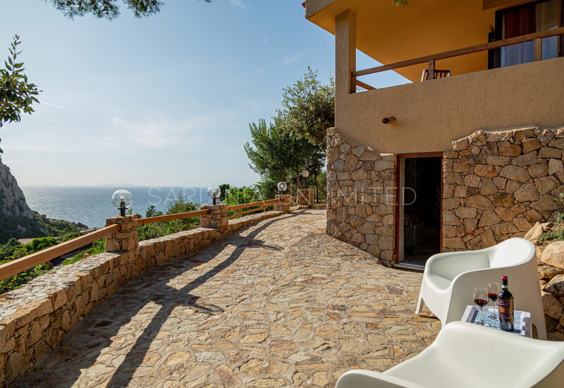 Villa Assenzia Plant: Außen, Frühling, Herbst, Sommer