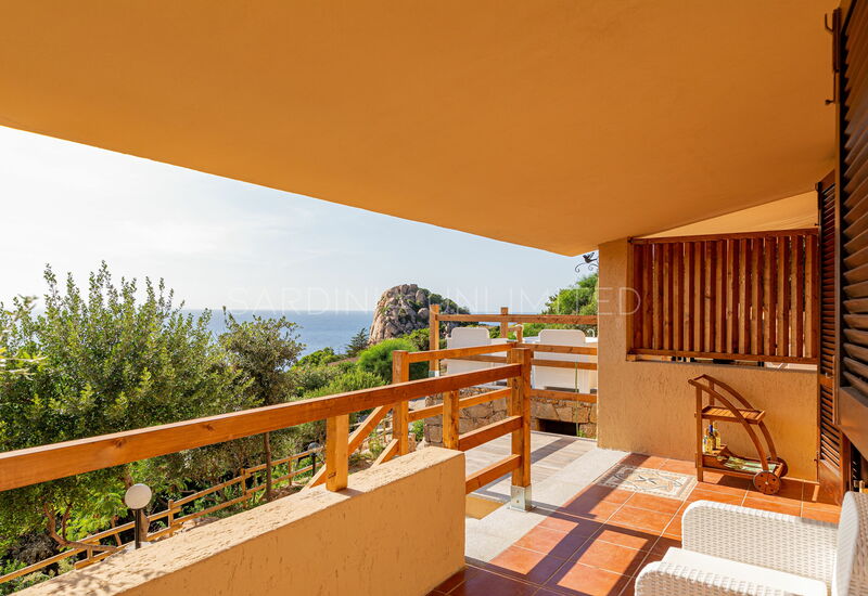 Villa Assenzia Plant: Außen, Balkon / Terrasse / Patio