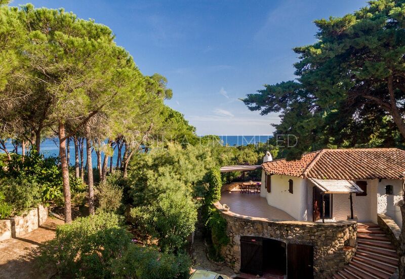 Villa Ammirando Tavolara: Building Exterior, Outdoor