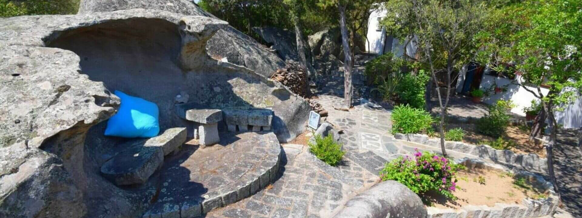 Villa Surzaga: Building Exterior