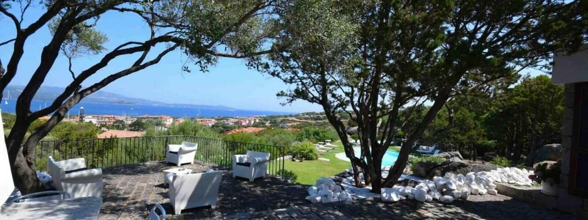 Villa Surzaga: Building Exterior