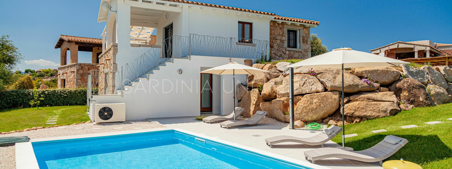 Villa Punta Molara: Villa for rent in San Teodoro with private pool and lawn