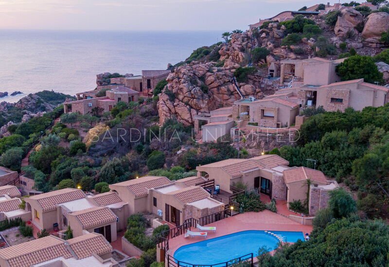 Villa Violetta Nellie: Ansichten, Außen, Schwimmbad