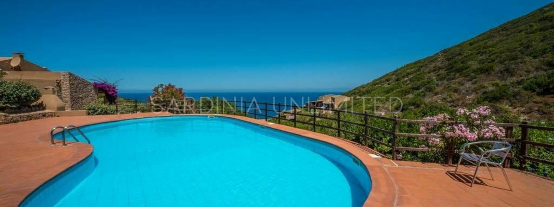 Villetta Rosada: Schwimmbad