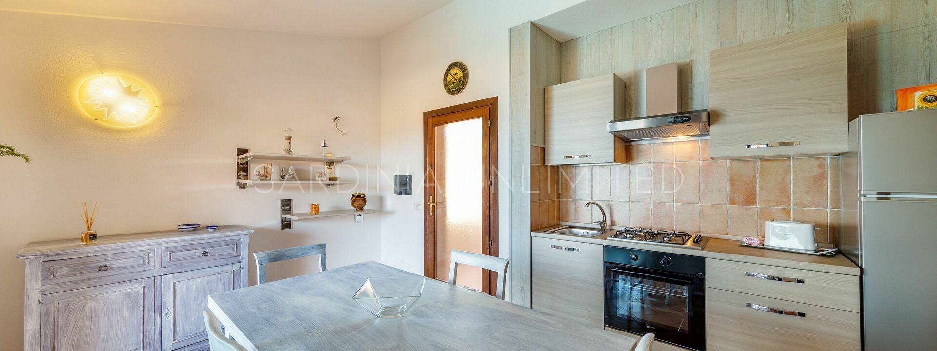 Villetta Rosada: Esszimmer, Küche