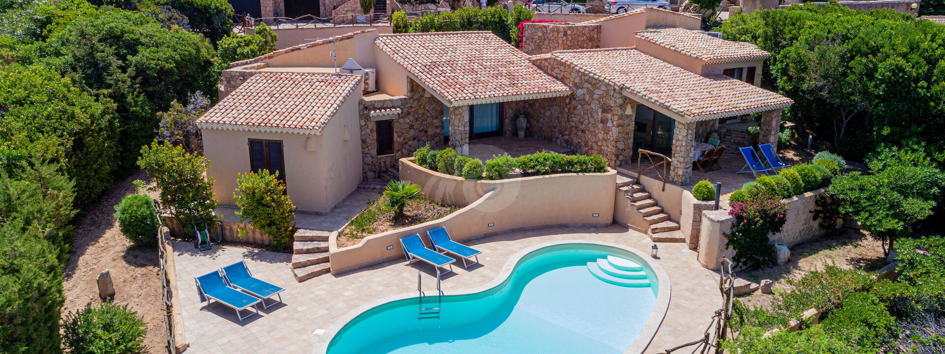 Villa Matilde: Buitenkanten, zwembad