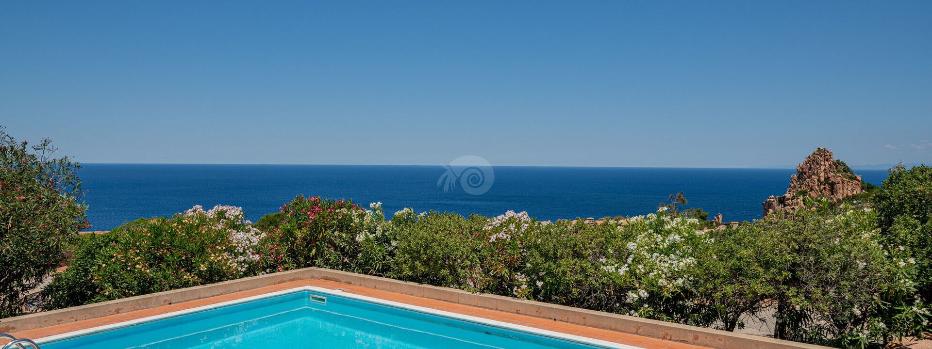 Villetta Porcospino: бассейн, Взгляды