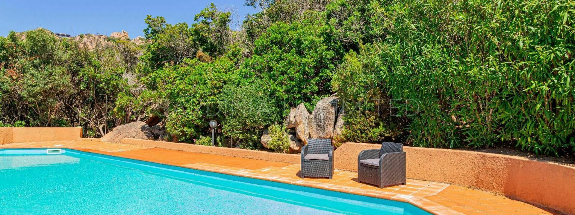 Villetta Ambra White: Pool