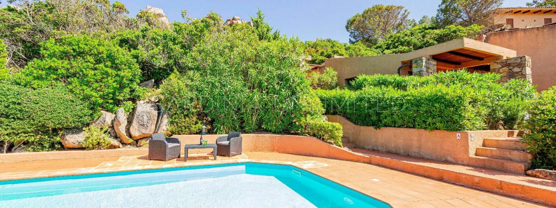 Villetta Ambra White