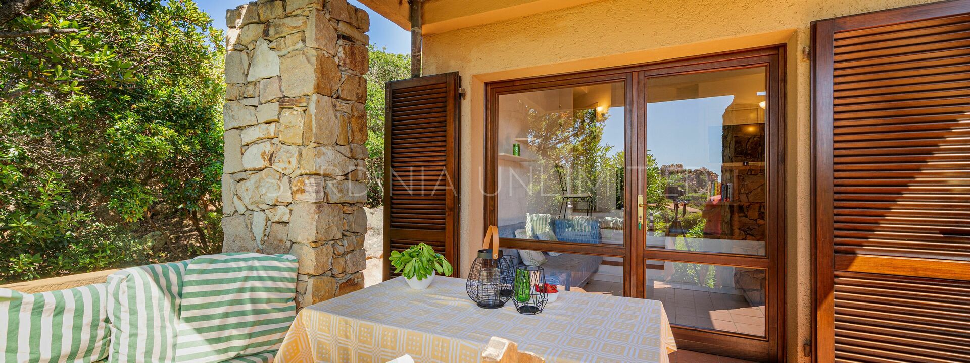 Villetta Ambra White: Balcony / Terrace / Patio, Outdoor