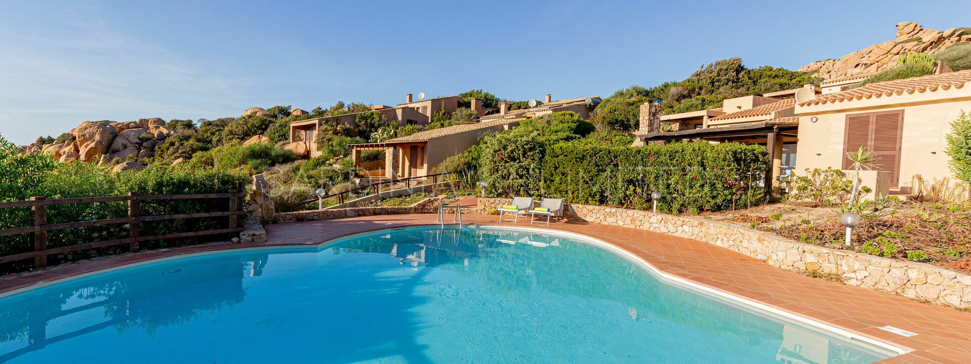 Villetta Ginepro Verde: Villa met gedeeld zwembad in Costa Paradiso te huur.