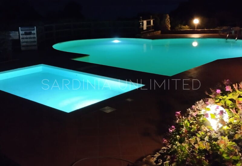 Villetta Ginepro Verde: Buitenkanten, zwembad