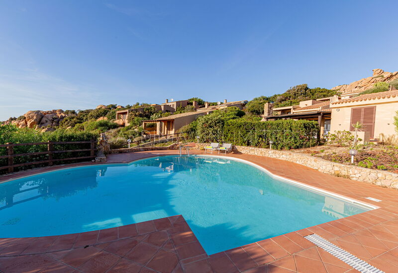 Villetta Ginepro Verde: Villa met gedeeld zwembad in Costa Paradiso te huur.